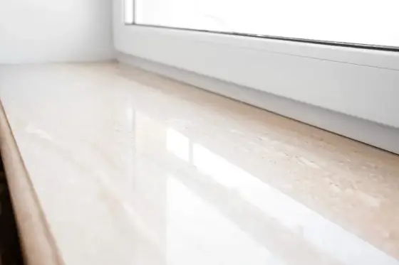 Parapet z MDF czy konglomeratu? Który materiał sprawdzi się lepiej